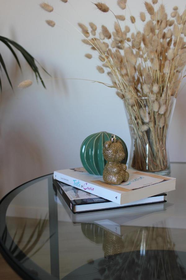 Nice Square Apartment Marcallo con Casone ภายนอก รูปภาพ