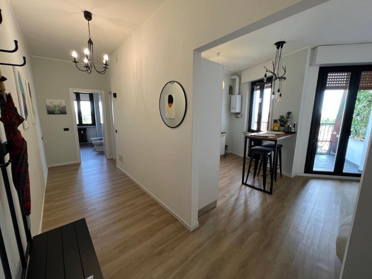 Nice Square Apartment Marcallo con Casone ภายนอก รูปภาพ